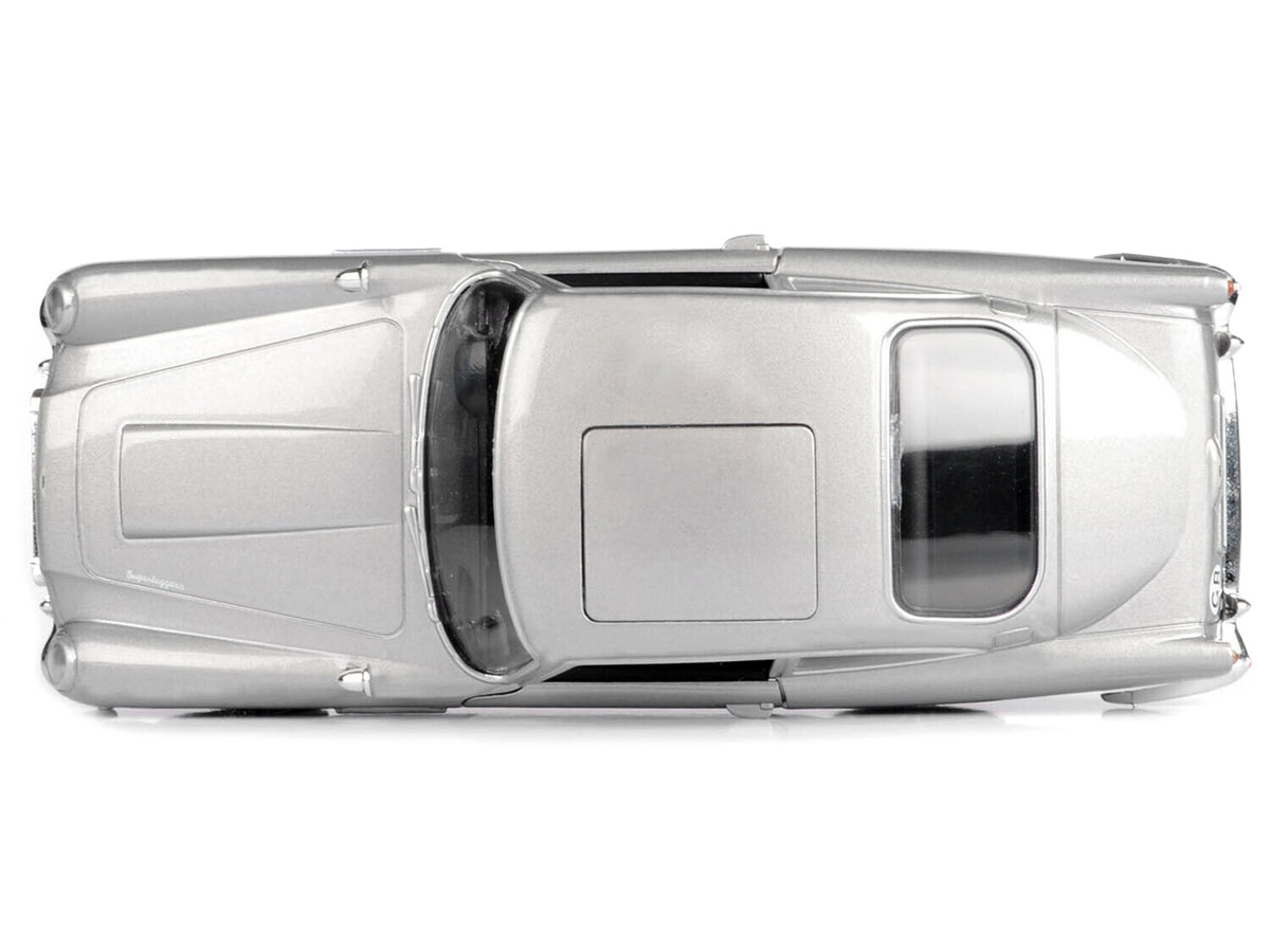 Aston Martin DB5 RHD (Right Hand Drive) Silver Metallic James Bond 007 'Goldfinger' (1964) Movie 'James Bond Collection' Series 1/24 Diecast Model Car by Motormax