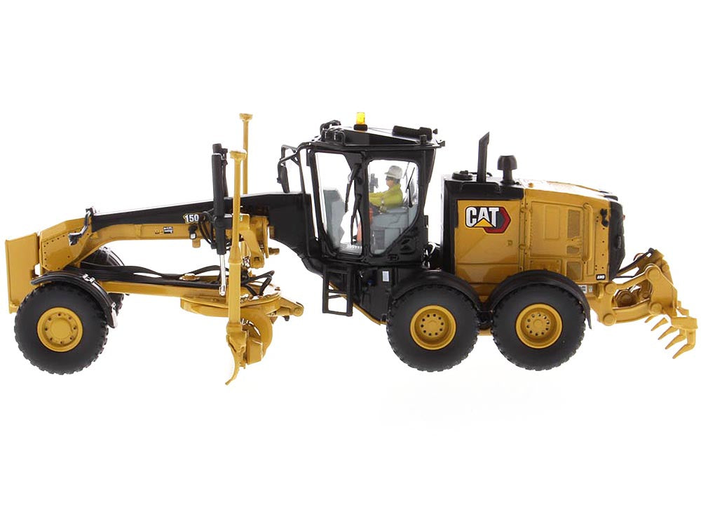 CAT Caterpillar 150 Motor Grader with Operator 'High Line Series' 1/50 Diecast Model by Diecast Masters