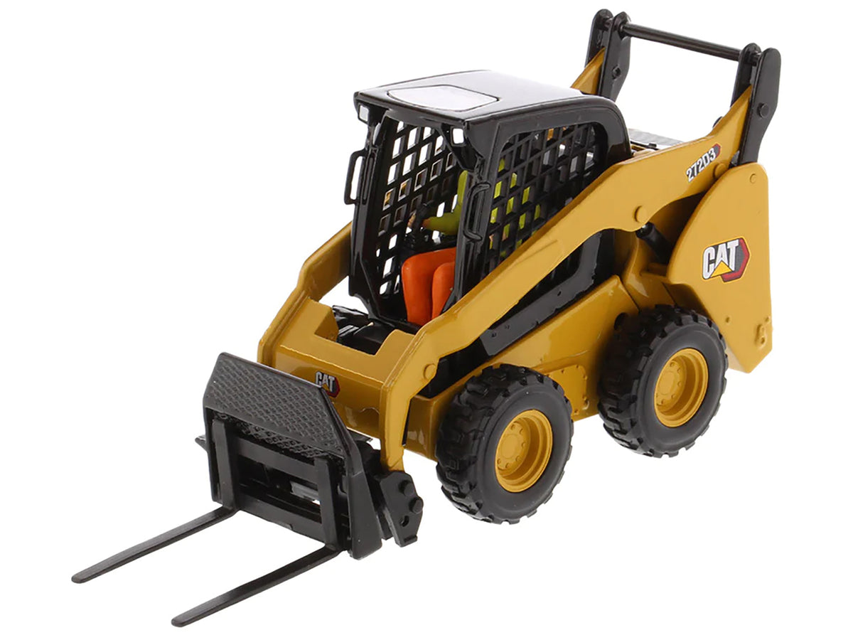 CAT Caterpillar 272D3 Skid Steer Loader with Operator Yellow 'High Line' Series 1/32 Diecast Model by Diecast Masters