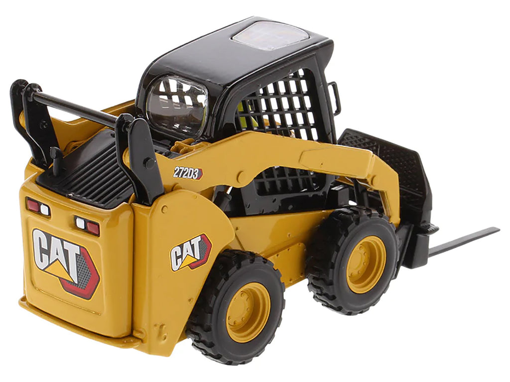 CAT Caterpillar 272D3 Skid Steer Loader with Operator Yellow 'High Line' Series 1/32 Diecast Model by Diecast Masters