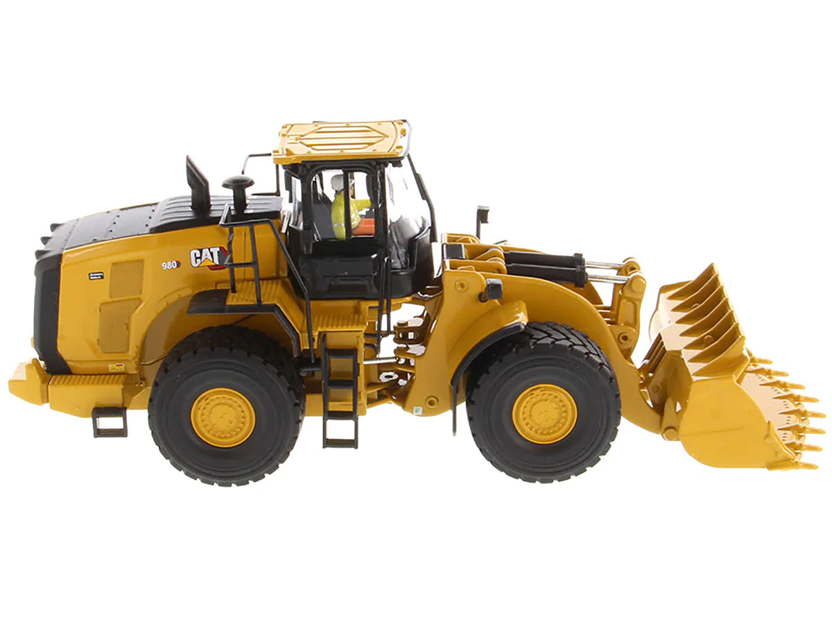 CAT Caterpillar 980 Wheel Loader Yellow with Operator 'High Line Series' 1/50 Diecast Model by Diecast Masters