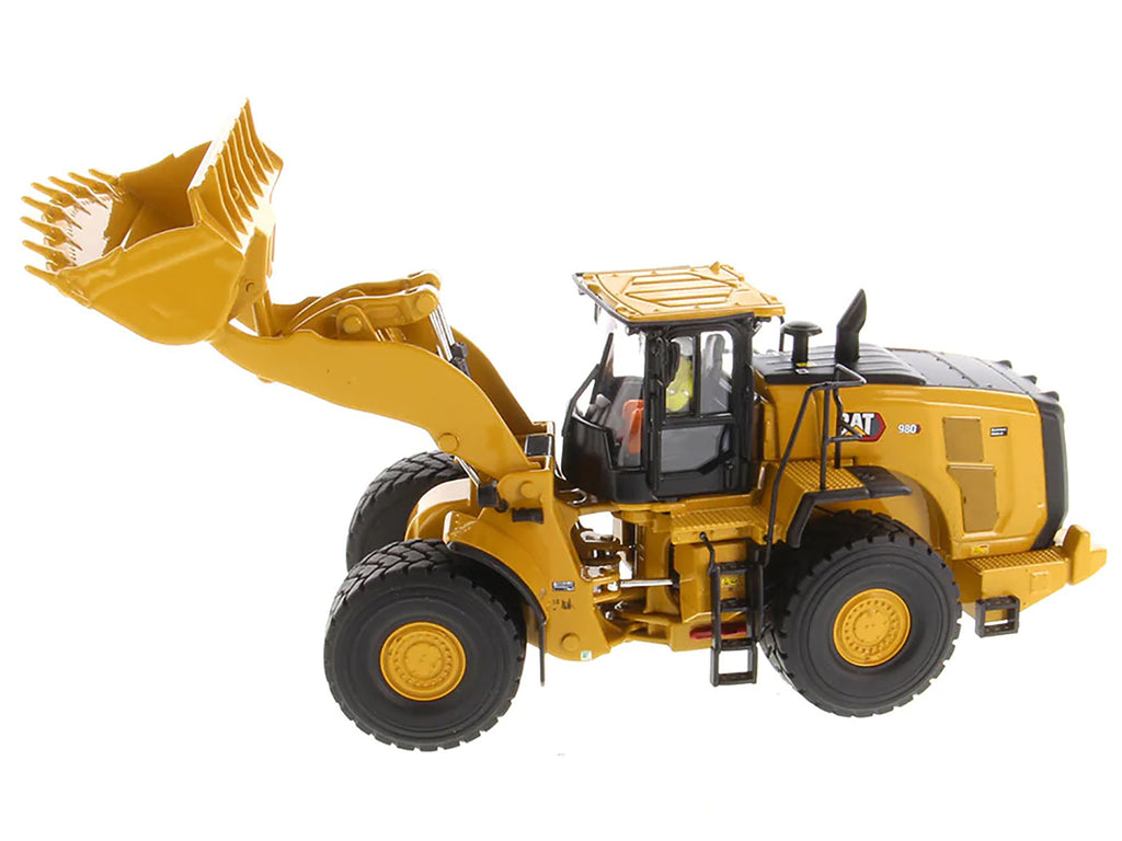 CAT Caterpillar 980 Wheel Loader Yellow with Operator 'High Line Series' 1/50 Diecast Model by Diecast Masters