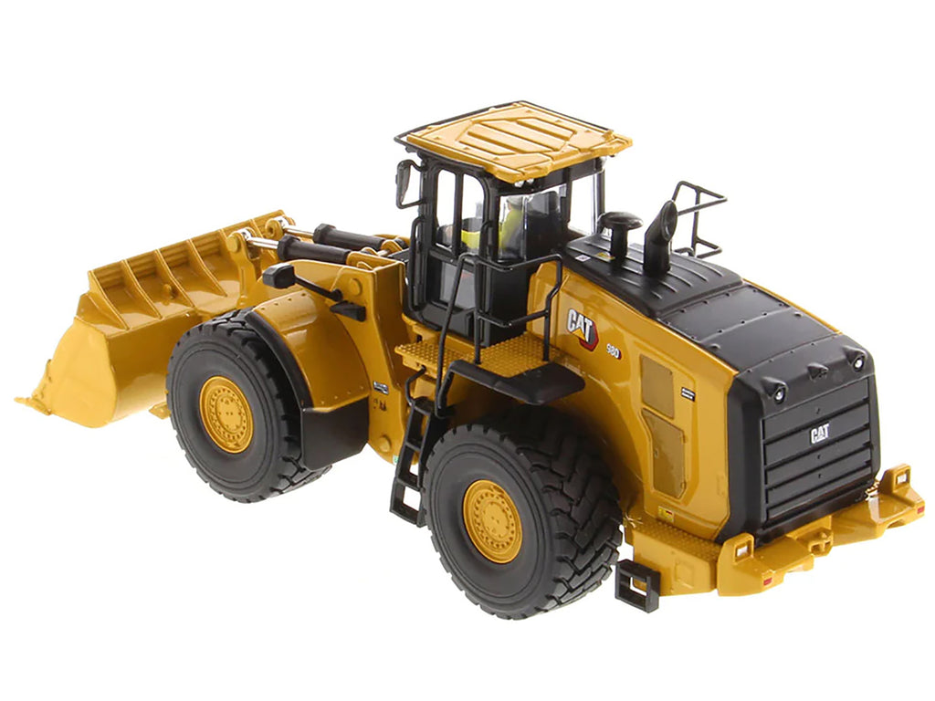 CAT Caterpillar 980 Wheel Loader Yellow with Operator 'High Line Series' 1/50 Diecast Model by Diecast Masters
