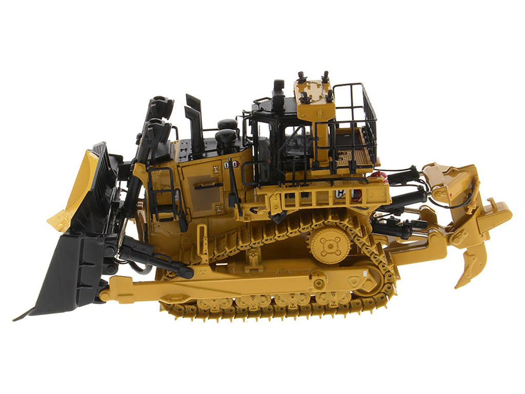 CAT Caterpillar D10 Track Type Dozer Yellow 'High Line Series' 1/50 Diecast Model by Diecast Masters