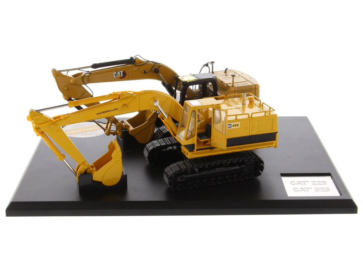 CAT Caterpillar 225 Hydraulic Escavator and CAT Caterpillar 323 Next Generation Hydraulic Escavator Set of 2 pieces 'Evolution Series' 1/50 Diecast Models by Diecast Masters