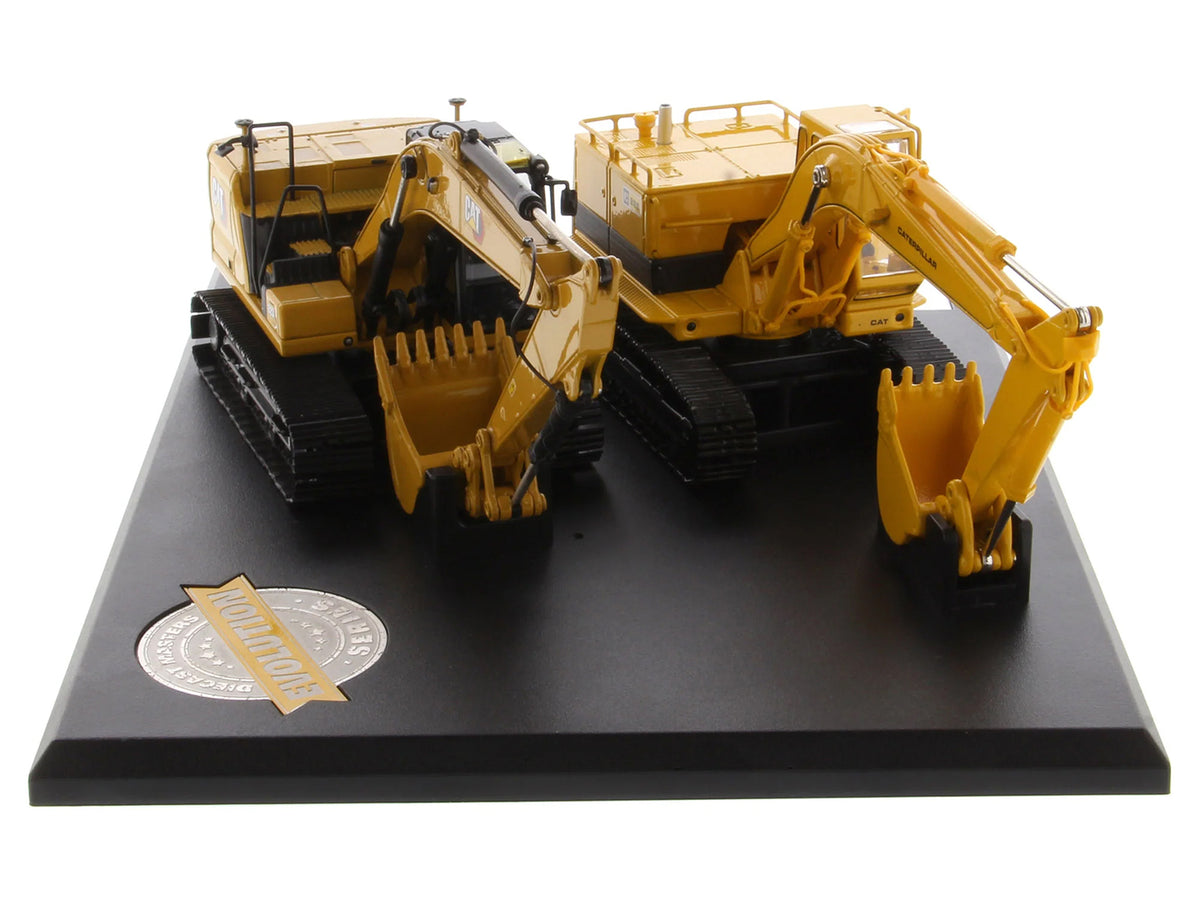 CAT Caterpillar 225 Hydraulic Escavator and CAT Caterpillar 323 Next Generation Hydraulic Escavator Set of 2 pieces 'Evolution Series' 1/50 Diecast Models by Diecast Masters