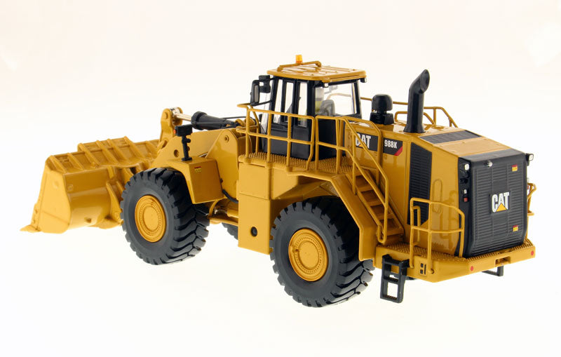CAT Caterpillar 988K Wheel Loader with Operator 'High Line Series' 1/50 Diecast Model by Diecast Masters