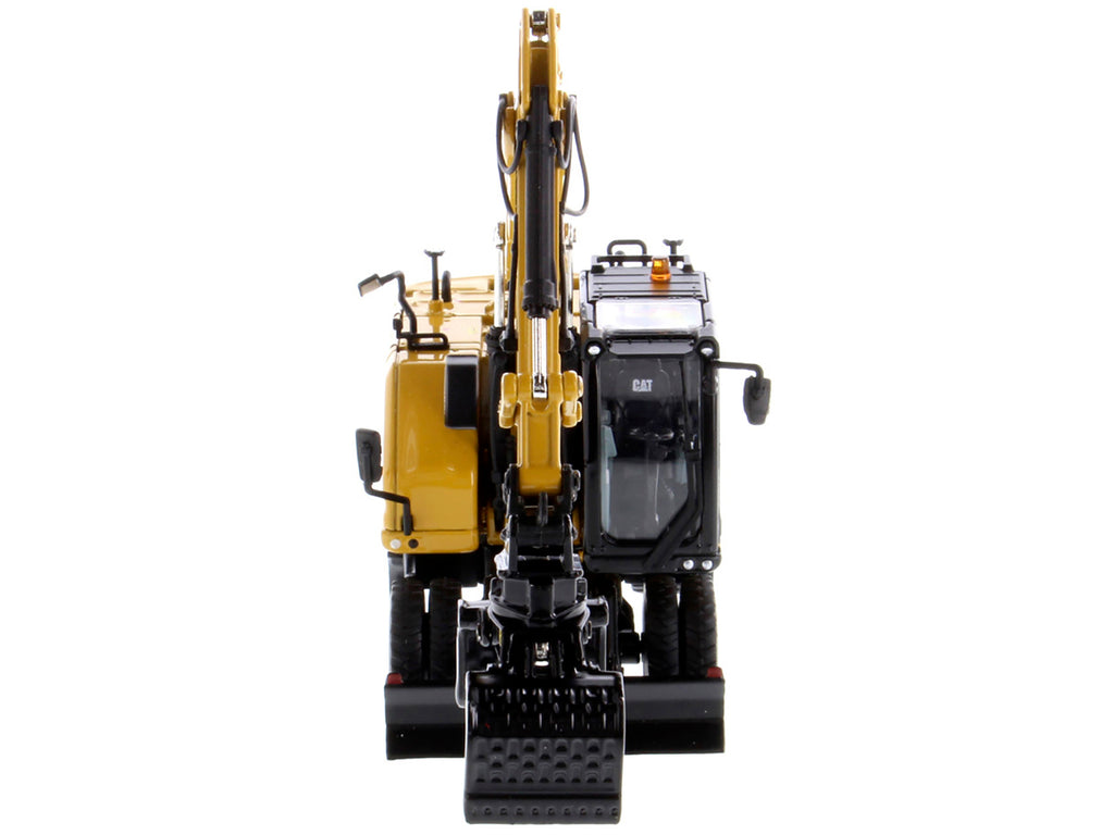 CAT Caterpillar M318 Wheeled Excavator Yellow with Operator 'High Line' Series 1/50 Diecast Model by Diecast Masters