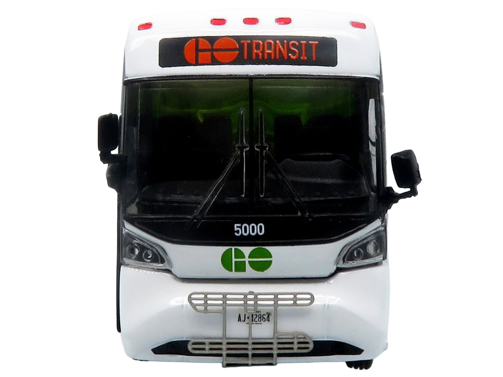 MCI D4520 Commuter Coach Bus 'GO Transit' Green and White 'The Bus & Motorcoach Collection' Limited Edition to 504 pieces Worldwide 1/87 (HO) Scale Diecast Model by Iconic Replicas