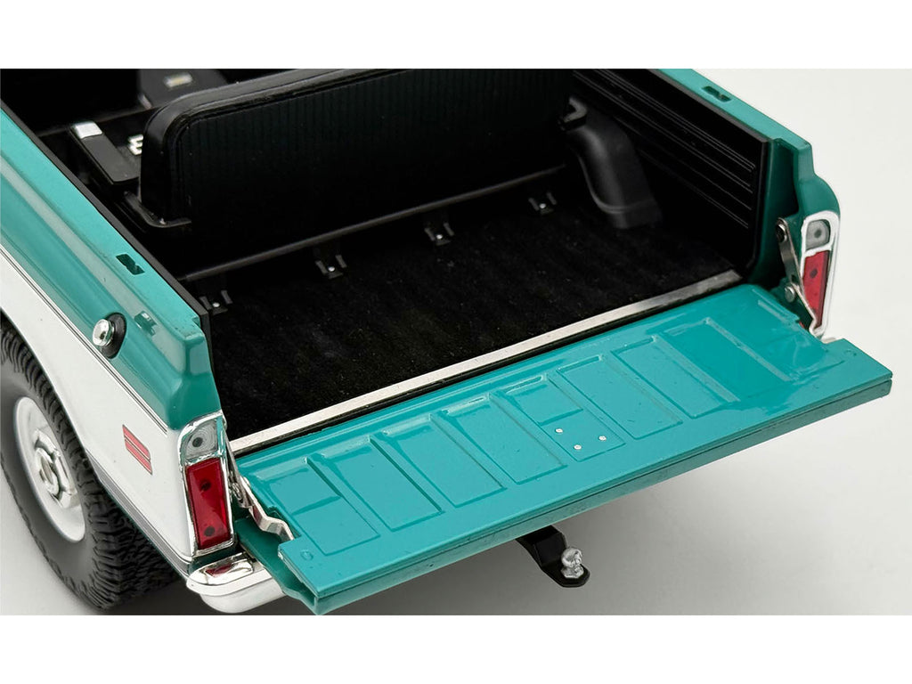 1972 Chevrolet Blazer K/5 'Route 66 100th Anniversary' Green and White with Black Stripes Limited Edition 1/18 Diecast Model Car by ACME