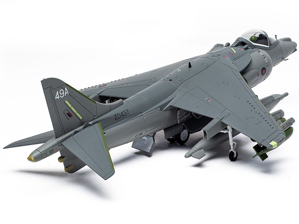 British Aerospace Harrier GR7A Aircraft 'Michelle RAF No.1 Squadron Operation Herrick RAF Kandahar Afghanistan' (2007) Royal Air Force 'The Aviation Archive' Series 1/48 Diecast Model by Corgi