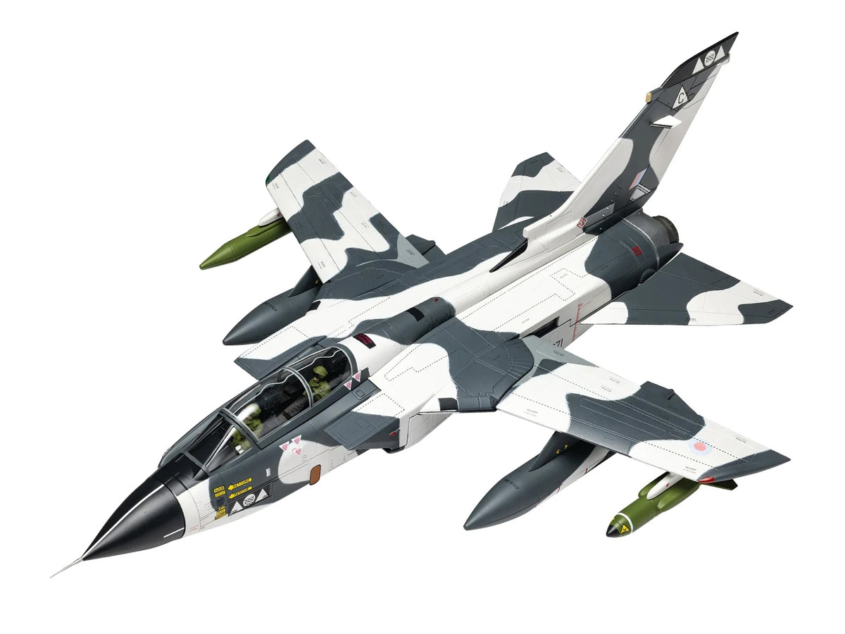 Panavia Tornado GR1A Aircraft 'ZA371/C No.II(AC) Sqn. Arctic Training Exercises Norway' (1995) British Royal Air Force 'The Aviation Archive' 1/48 Diecast Model Car by Corgi