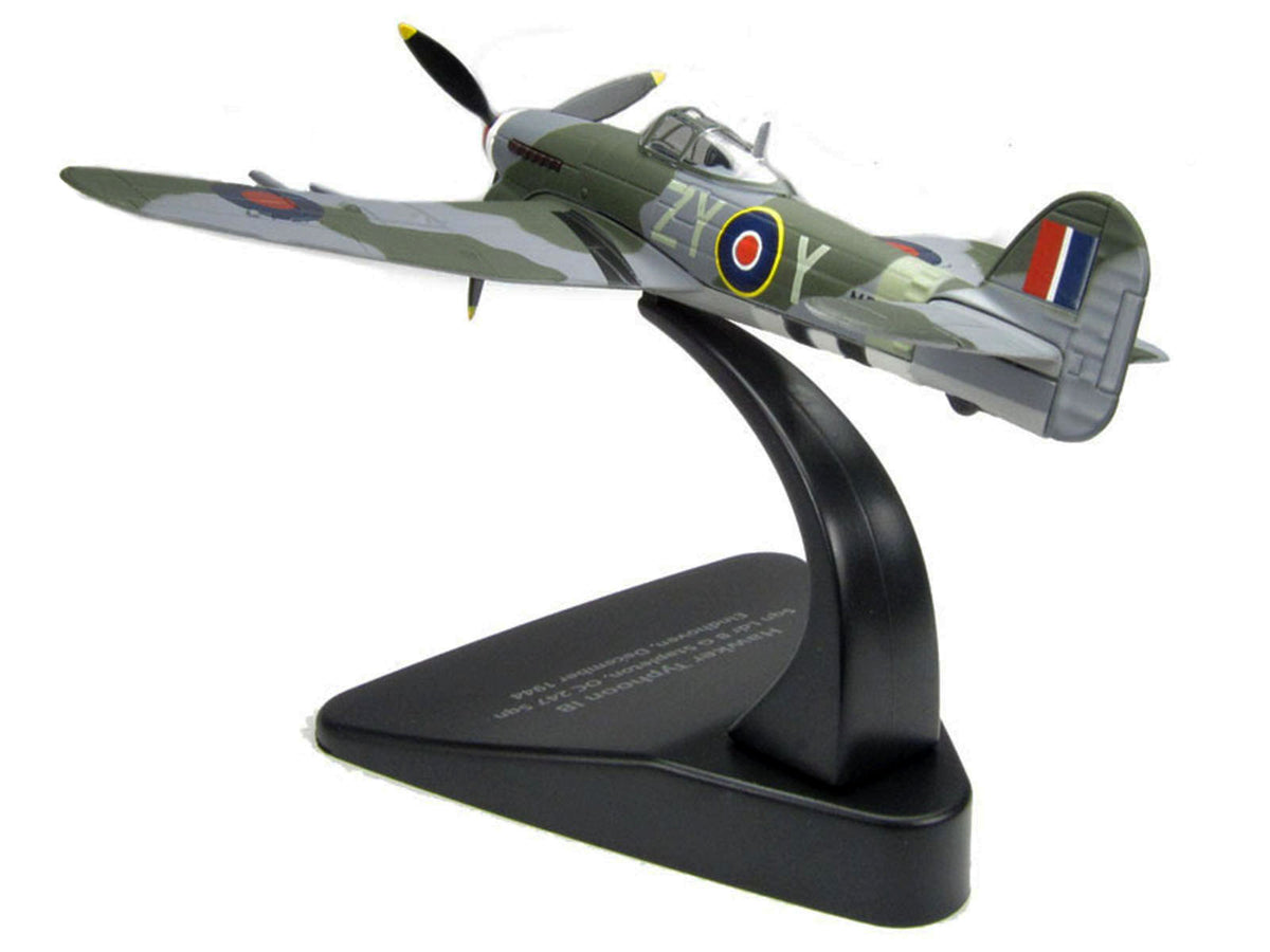 Hawker Typhoon Mk.IB Fighter-Bomber Aircraft 'MP126 No.247 Squadron Gerald Stapleton RAF Eindhoven Holland' (1944) Royal Air Force 'Oxford Aviation' Series 1/72 Diecast Model Airplane by Oxford Diecast