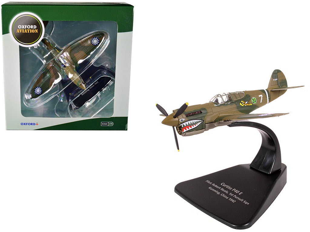 Curtiss P40 E Warhawk Fighter Plane Pilot: Robert Neale 1st Pursuit Squadron Kunming China (1944) 'Oxford Aviation' Series 1/72 Diecast Model Airplane by Oxford Diecast
