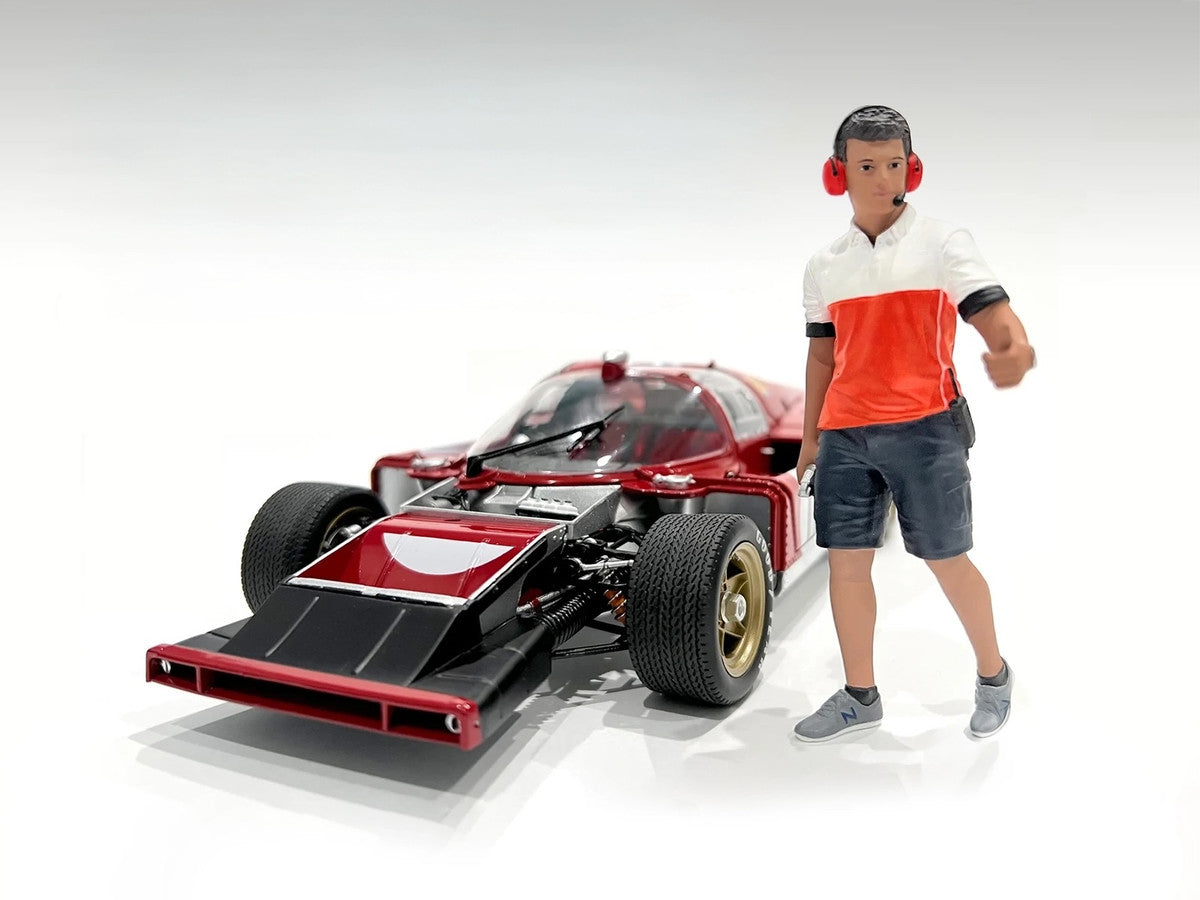 'Race Crew' Figure #2 for 1/24 Scale Models by American Diorama