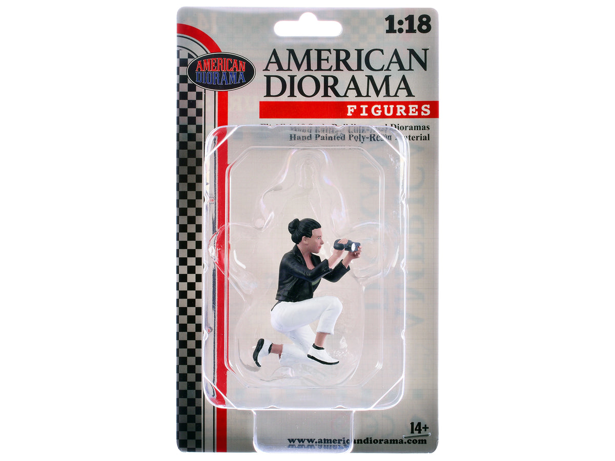 'Photographers' Figure #5 for 1/18 Scale Models by American Diorama
