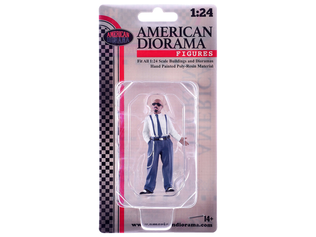 'Hanging Out 3' Figure #1 for 1/24 Scale Models by American Diorama