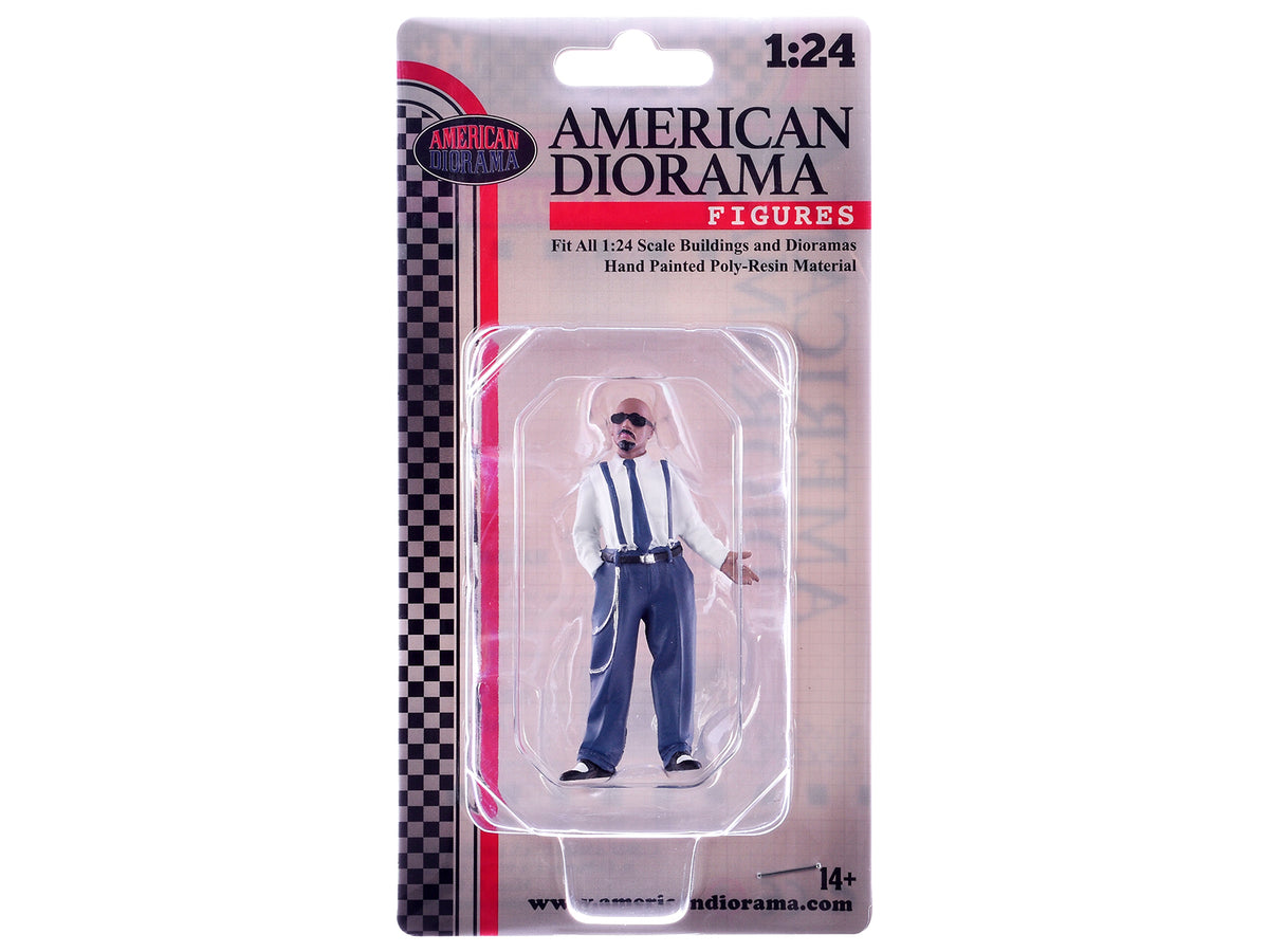 'Hanging Out 3' Figure #1 for 1/24 Scale Models by American Diorama