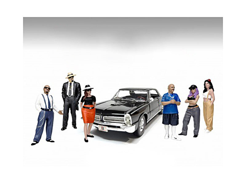 'Hanging Out 3' 6 piece Figure Set for 1/24 Scale Models by American Diorama