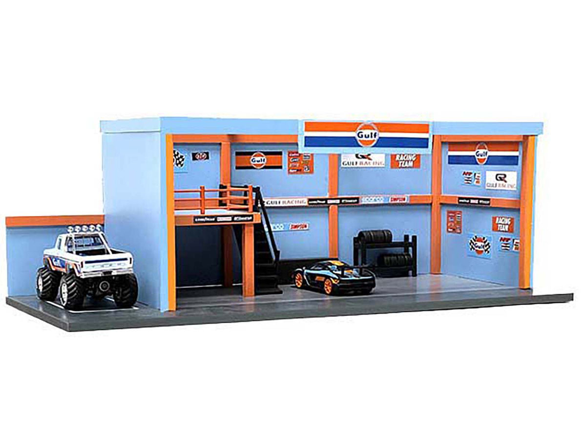 'Garage Diorama' Diorama with Decals for 1/64 Scale Models by American Diorama