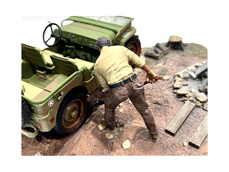 '4X4 Mechanic' Figure 4 for 1/18 Scale Models by American Diorama