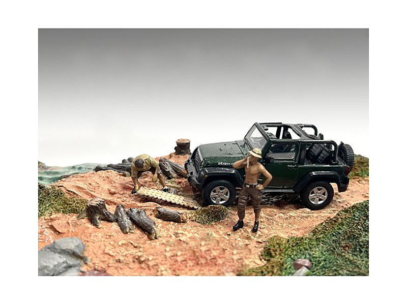 '4X4 Mechanics' 2 Piece Diecast Figure Set 1 for 1/43 Scale Models by American Diorama