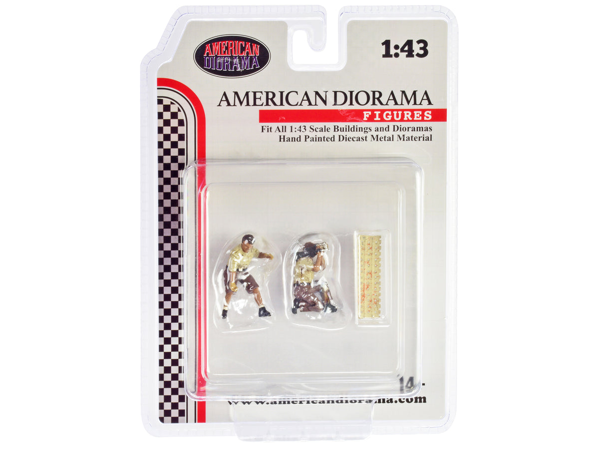 '4X4 Mechanics' 2 Piece Diecast Figure Set 4 for 1/43 Scale Models by American Diorama
