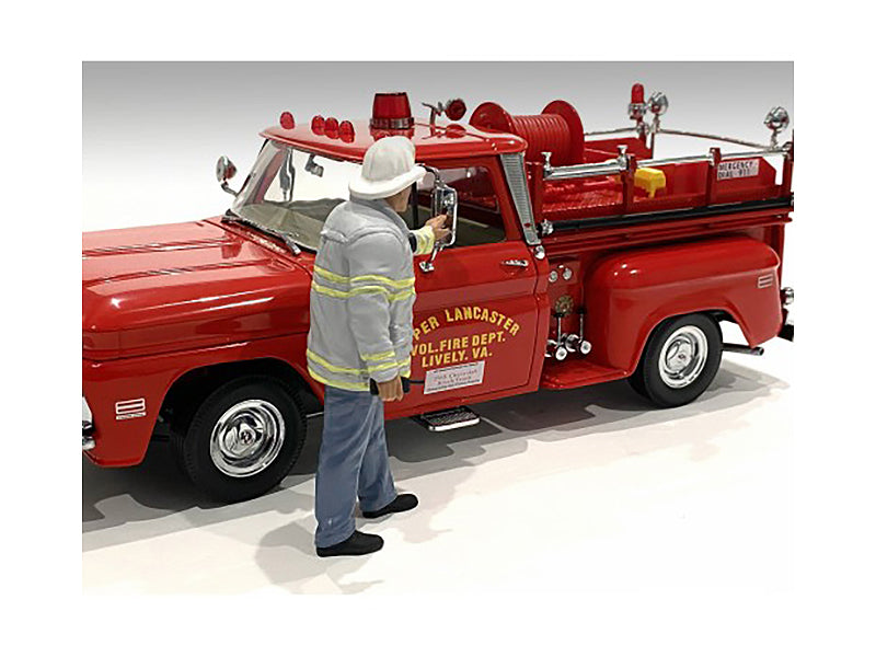 'Firefighters' Fire Captain Figure for 1/18 Scale Models by American Diorama