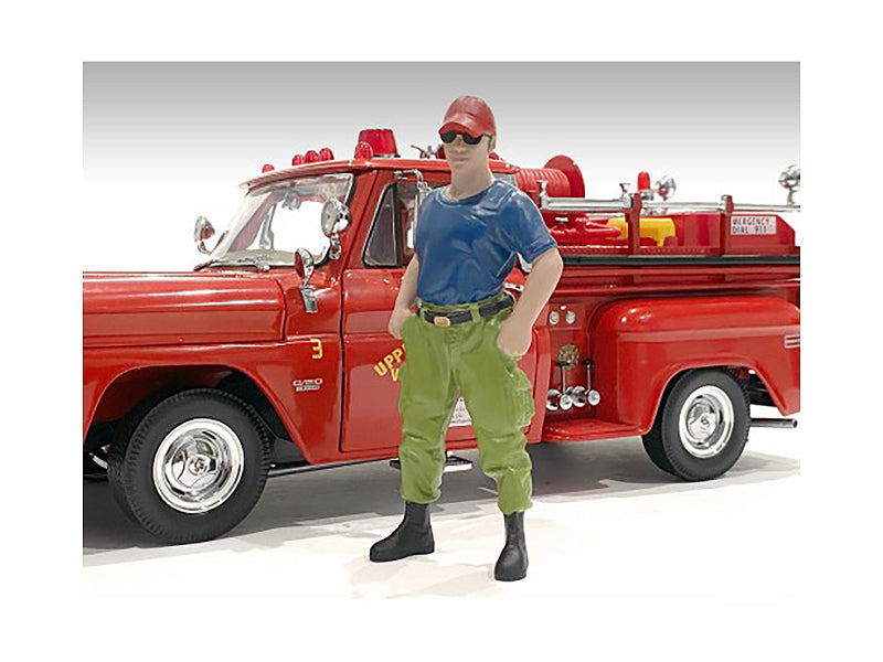 'Firefighters' Off Duty Figure for 1/18 Scale Models by American Diorama