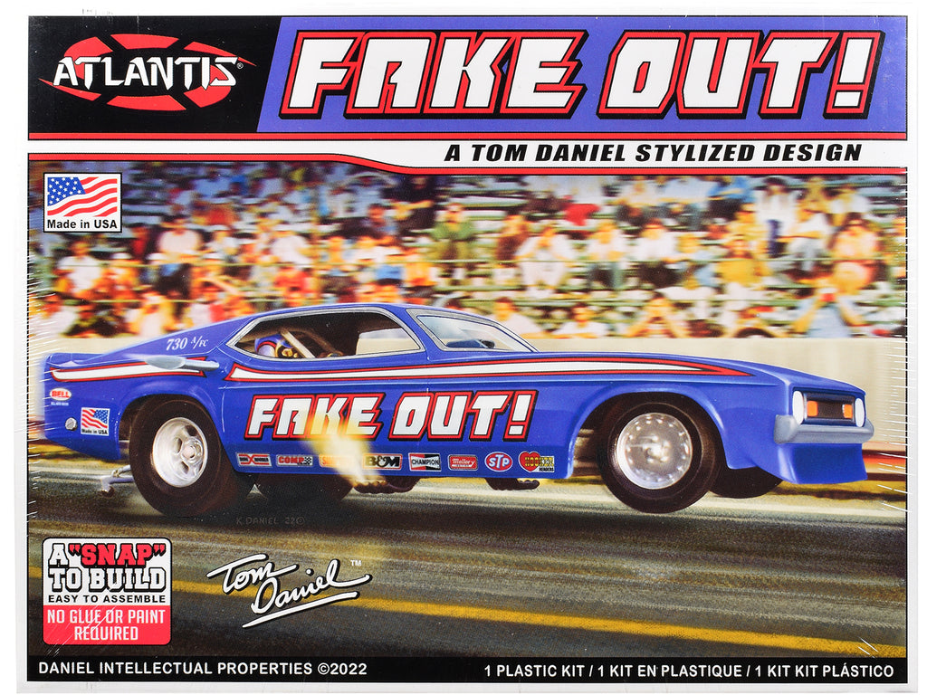 Model Kit Tom Daniel's 'FAKE OUT!' Classic Funny Car (Snap-to-Build) 1/32 Scale Model by Atlantis