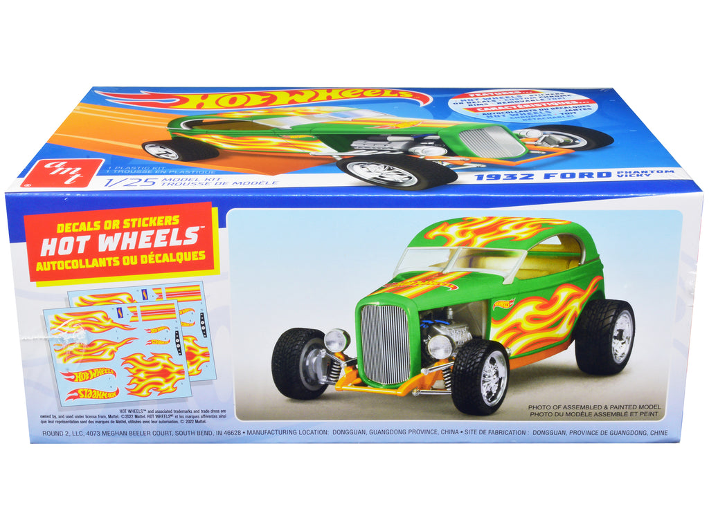 Skill 2 Model Kit 1932 Ford Phantom Vicky 'Hot Wheels' 1/25 Scale Model by AMT