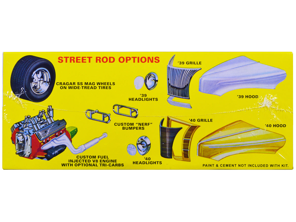 Skill 2 Model Kit 1939 Ford Tudor Sedan 'Street Rod' Series 1/25 Scale Model by AMT