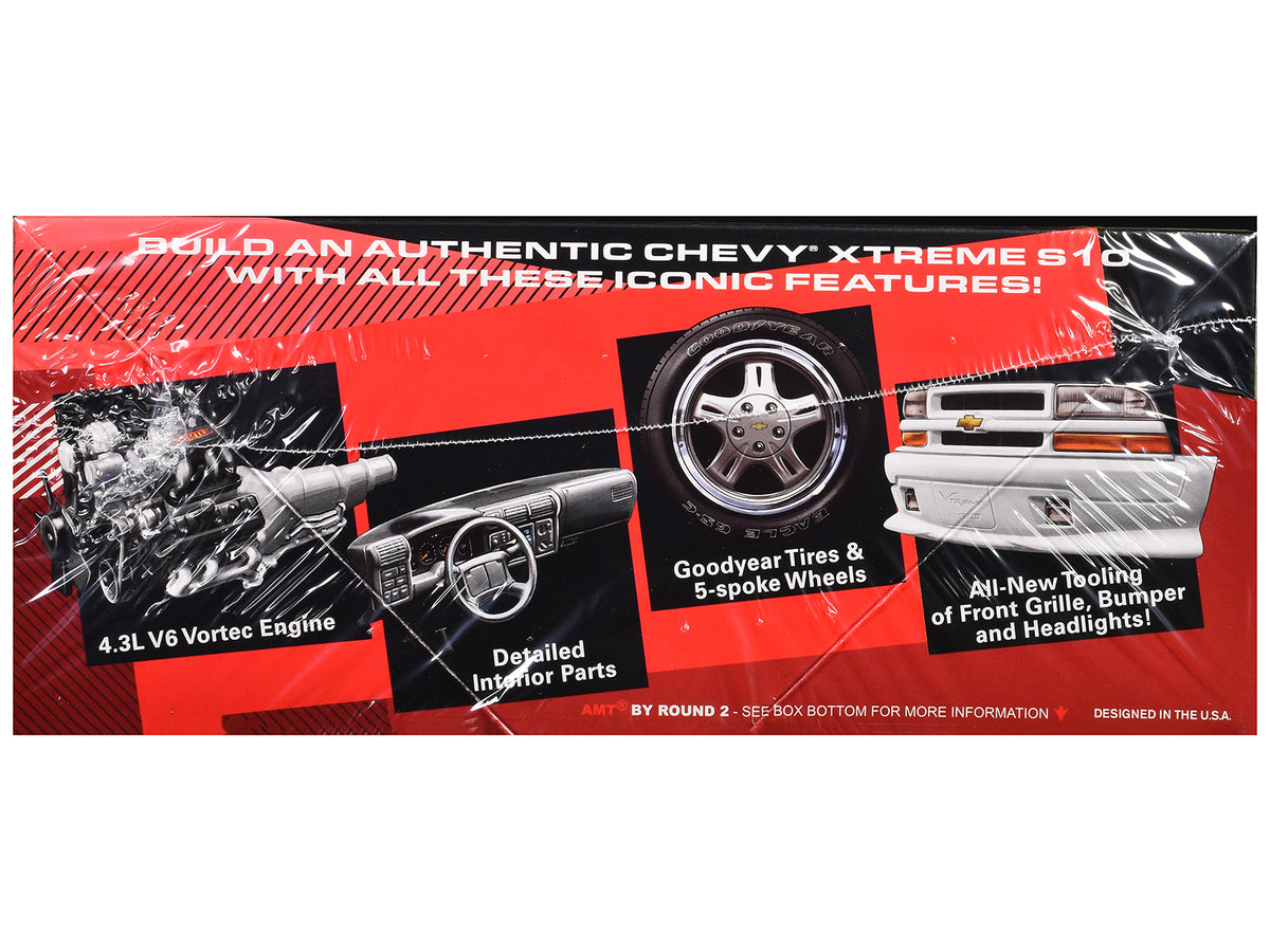 Skill 2 Model Kit 1999 Chevrolet S-10 Xtreme Pickup Truck 1/25 Scale Model by AMT