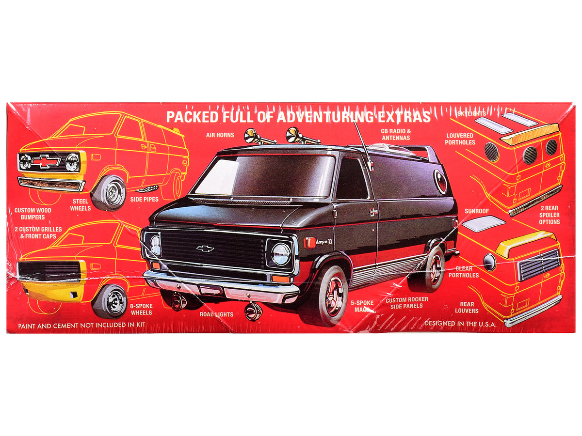 Skill 2 Model Kit 1977 Chevrolet Custom Van 'Dungeons & Dragons' 1/25 Scale Model by AMT