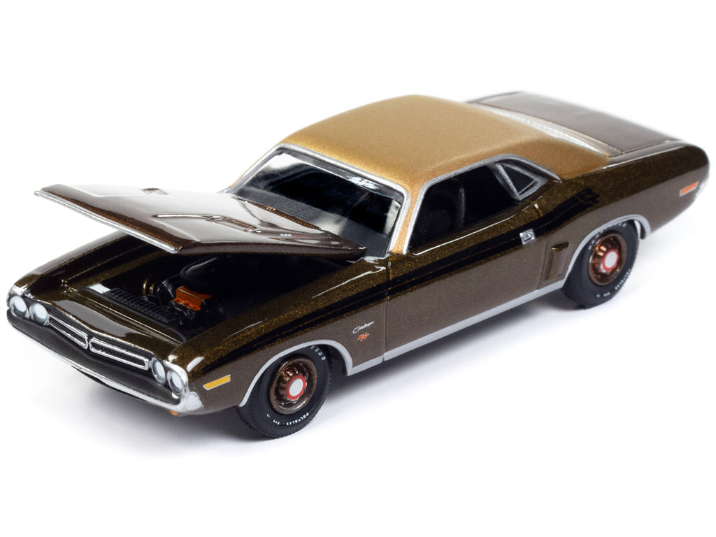 1971 Dodge Challenger R/T Dark Gold Metallic with Gold Vinyl Roof 'Mecum Auctions' Limited Edition to 2496 pieces Worldwide 'Premium' Series 1/64 Diecast Model Car by Auto World
