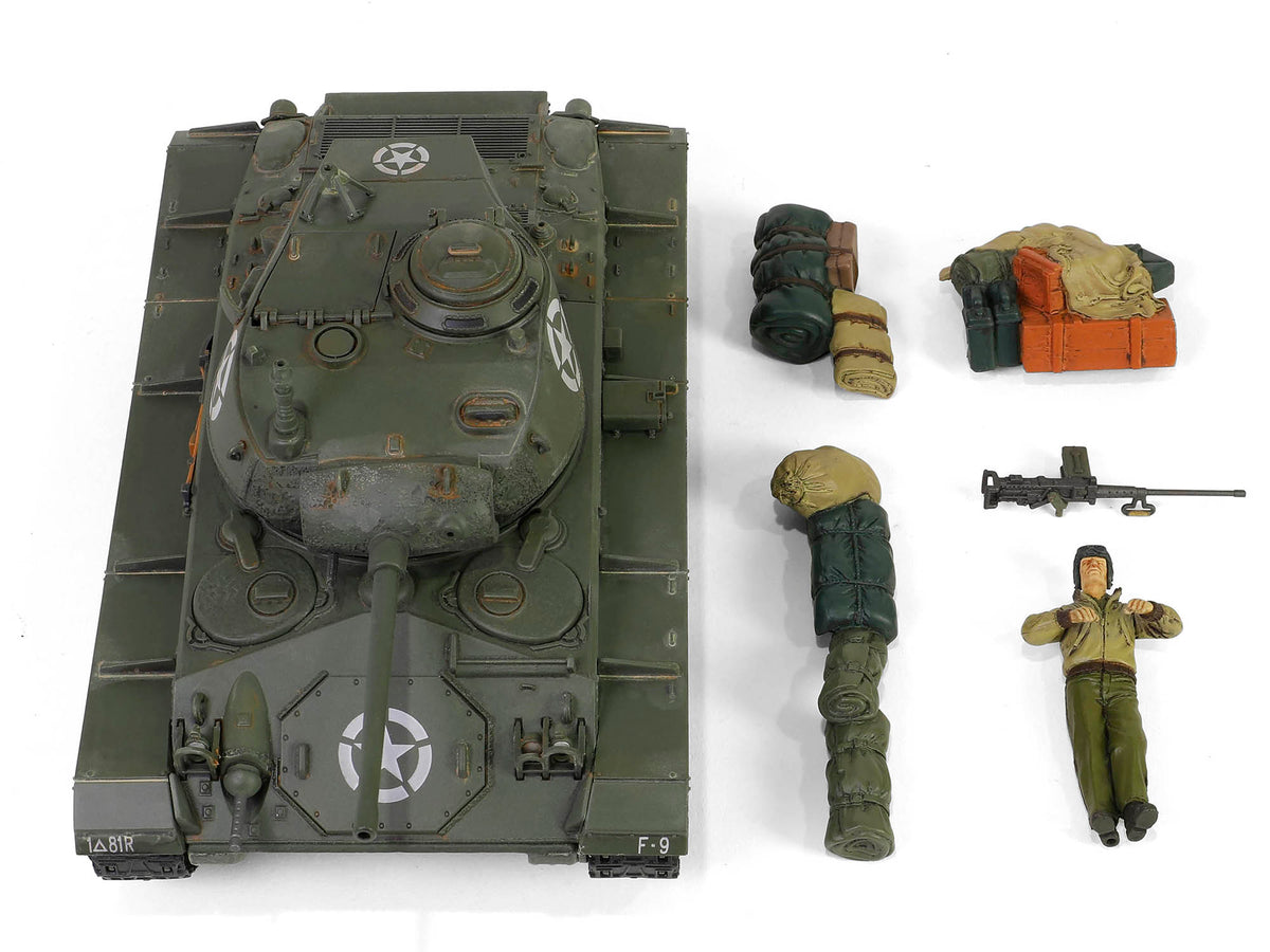 M24 Chaffee Light Tank '8th Armored Division 36th Tank Batallion, Rheinberg Germany World War II' (1945) United States Army 'Armoured Fighting Vehicle' Series 1/32 Diecast Model by Forces of Valor