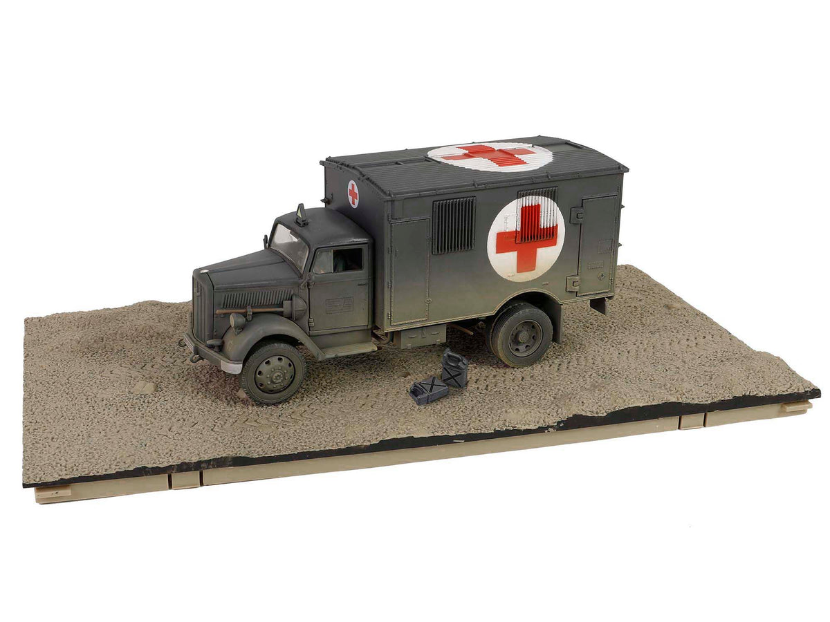 Opel-Blitz Kfz.305 Ambulance Gray (Weathered) 'German Army' 'Armoured Fighting Vehicle' Series 1/32 Diecast Model by Forces of Valor
