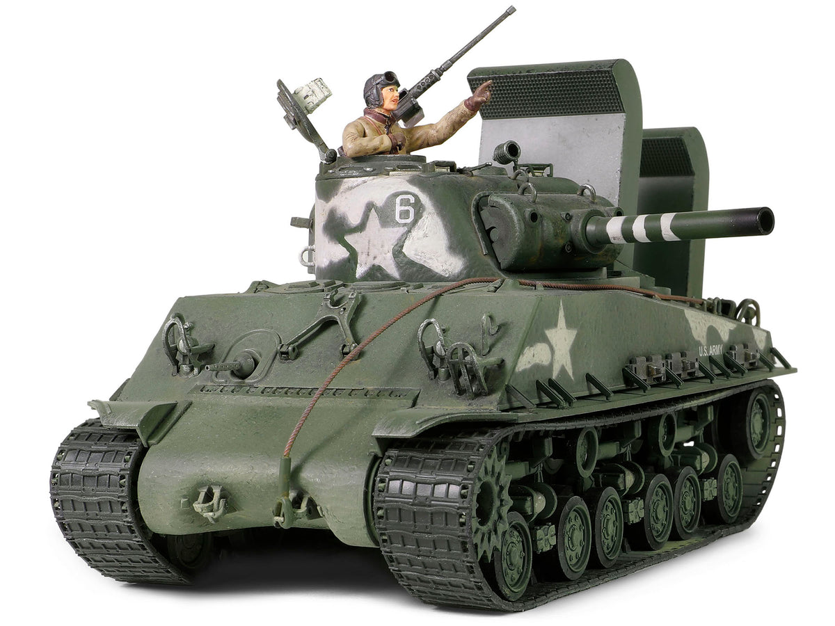 Sherman M4 (105) Howitzer Medium Tank 'US Army 711th Tank Battalion Okinawa' (1945) 'Engine Plus' Series 1/32 Diecast Model by Metal Proud