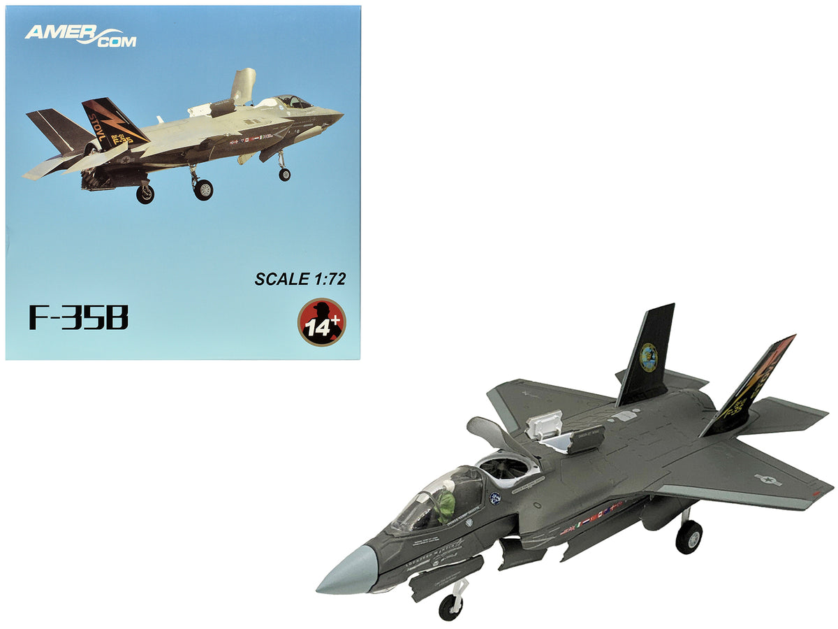 Lockheed Martin F-35B (STOVL) Lightning II Aircraft 'BF-01 Prototype Air Test an Evaluation Squadron 23 (VX-23) Salty Dogs' (2009) United States Navy 1/72 Diecast Model Airplane