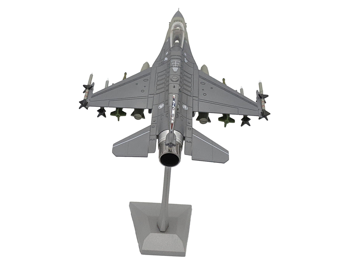 General Dynamics F-16D Fighting Falcon Fighter Aircraft '425th Fighter Squadron Best of Both Worlds Peace Carvin II 25th Anniversary Livery 56th Fighter Wing Luke AFB' (2018) United States Air Force 1/72 Diecast Model Airplane