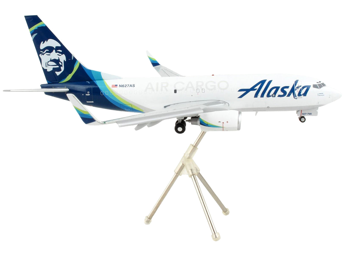 Boeing 737-700BDSF Commercial Aircraft with Flaps Down 'Alaska Air Cargo' White with Blue Tail 'Gemini 200' Series 1/200 Diecast Model Airplane by GeminiJets