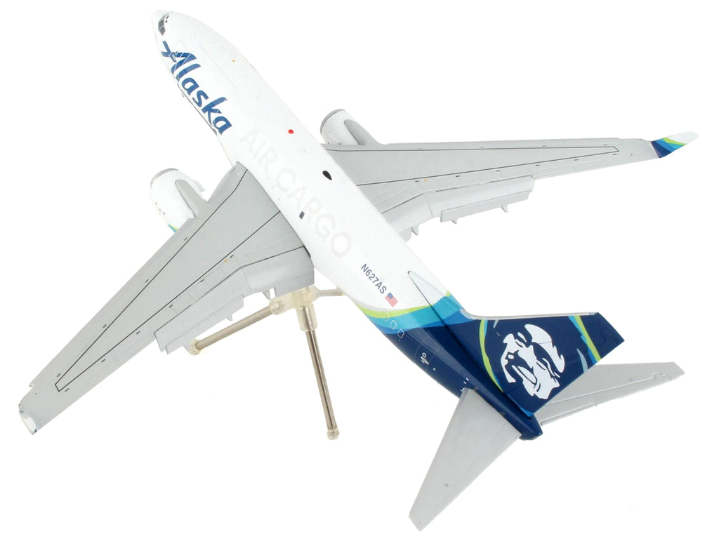 Boeing 737-700BDSF Commercial Aircraft with Flaps Down 'Alaska Air Cargo' White with Blue Tail 'Gemini 200' Series 1/200 Diecast Model Airplane by GeminiJets