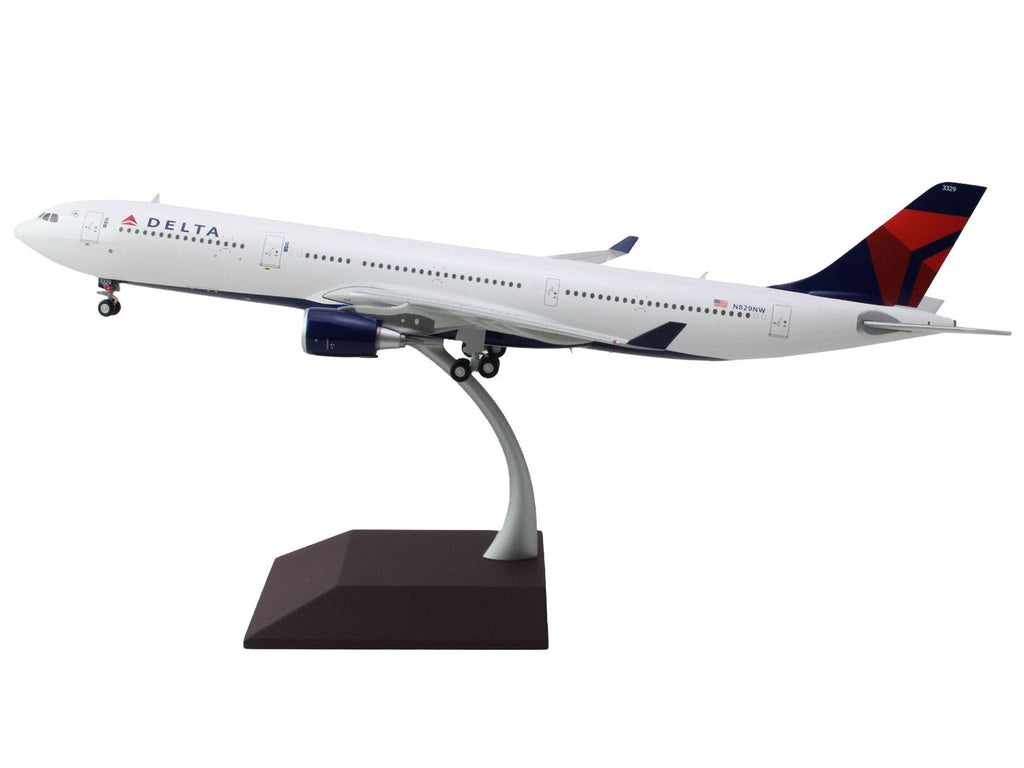 Airbus A330-300 Commercial Aircraft 'Delta Air Lines' (N829NW) White with Blue and Red Tail 'Gemini 200' Series 1/200 Diecast Model Airplane by GeminiJets