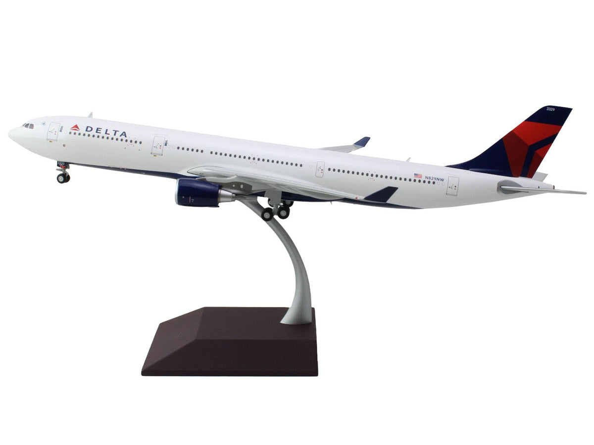 Airbus A330-300 Commercial Aircraft 'Delta Air Lines' (N829NW) White with Blue and Red Tail 'Gemini 200' Series 1/200 Diecast Model Airplane by GeminiJets