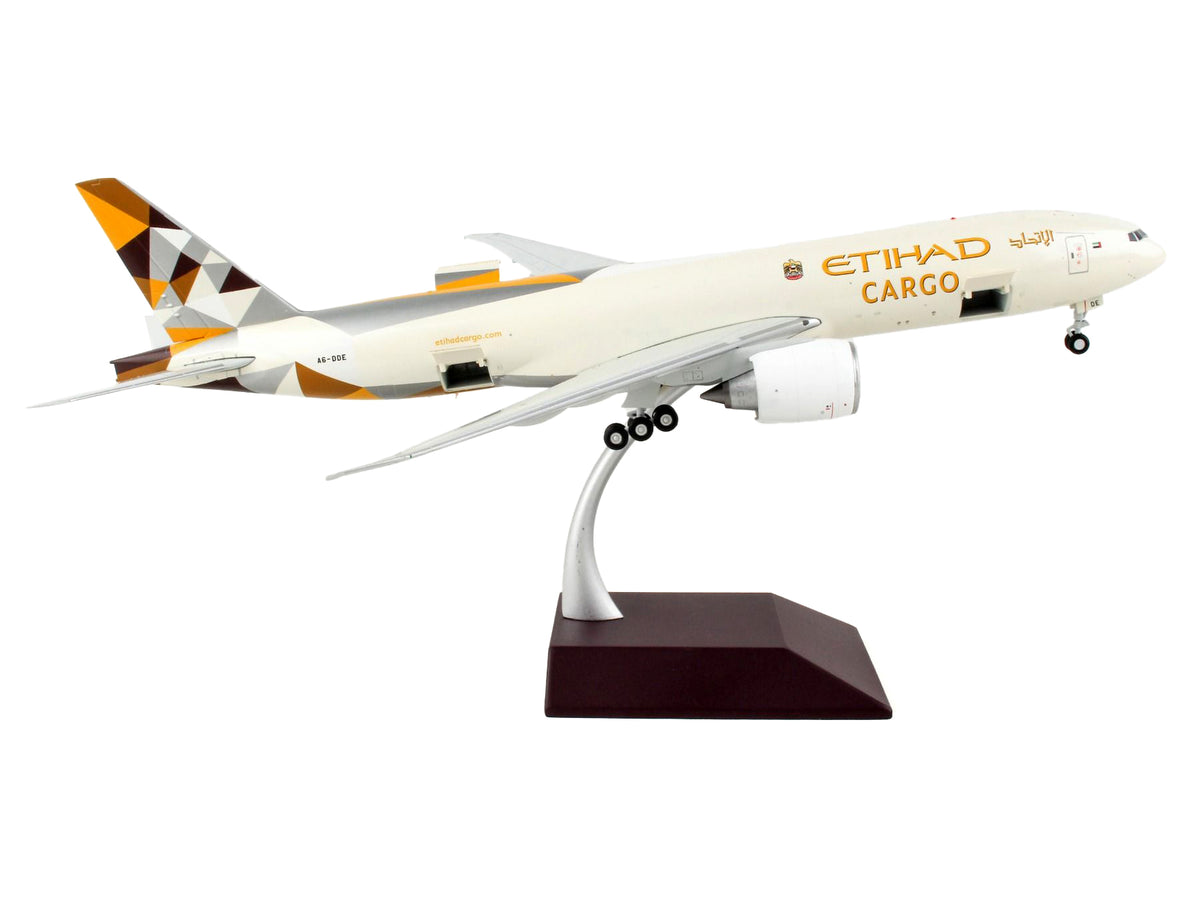 Boeing 777F Commercial Aircraft 'Etihad Airways Cargo' Beige with Tail Graphics 'Gemini 200 - Interactive' Series 1/200 Diecast Model Airplane by GeminiJets