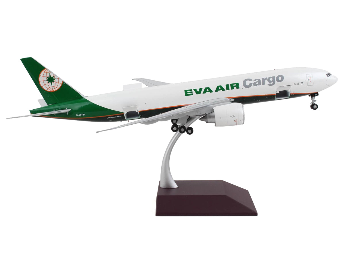 Boeing 777F Commercial Aircraft 'Eva Air Cargo' White with Green Tail 'Gemini 200 - Interactive' Series 1/200 Diecast Model Airplane by GeminiJets