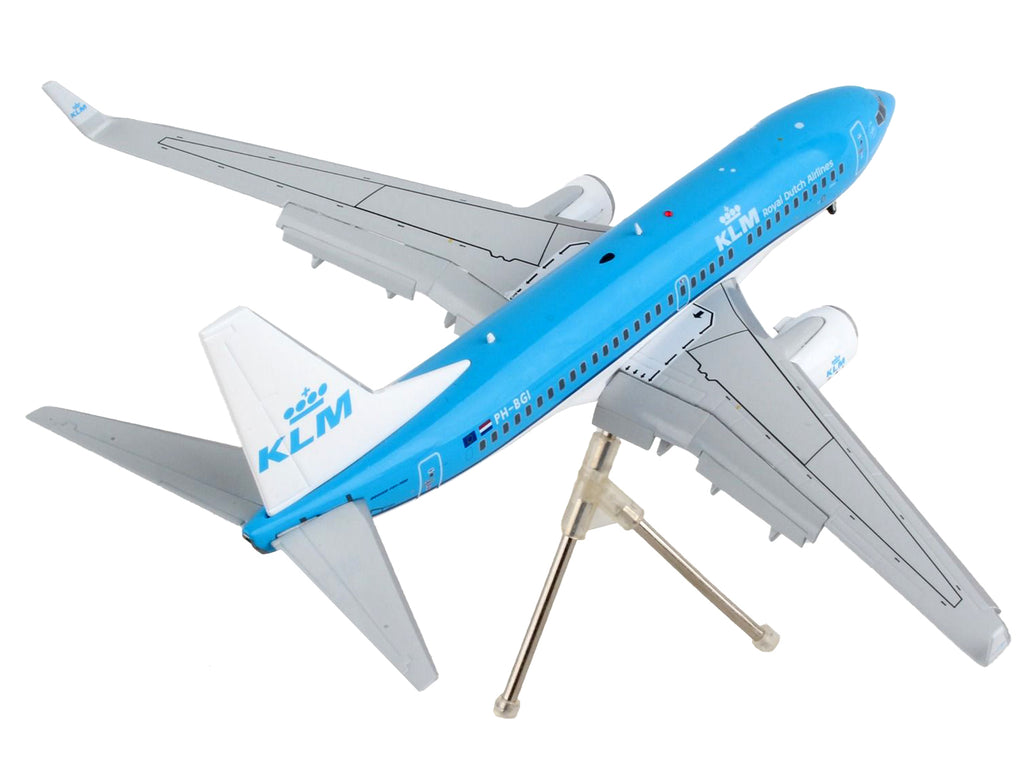 Boeing 737-700 Commercial Aircraft with Flaps Down 'KLM Royal Dutch Airlines' Blue with White Tail 'Gemini 200' Series 1/200 Diecast Model Airplane by GeminiJets