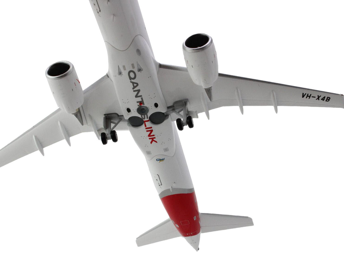 Airbus A220-300 Commercial Aircraft 'QantasLink - Qantas Airways' (VH-4XB) White with Red Tail 'Gemini 200' Series 1/200 Diecast Model Airplane by GeminiJets