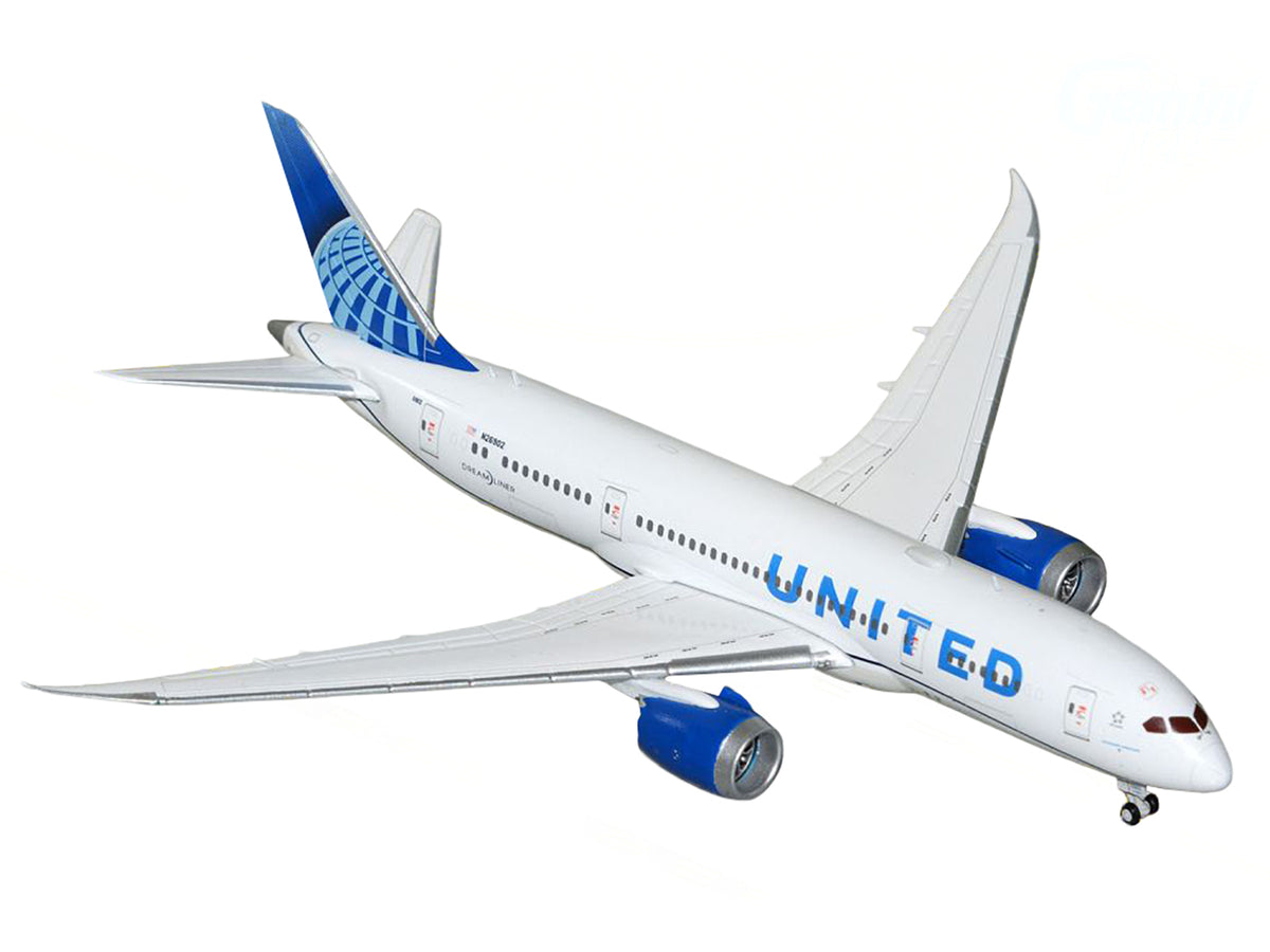 Boeing 787-8 Commercial Aircraft 'United Airlines' (N26902) White with Blue Tail 1/400 Diecast Model Airplane by GeminiJets