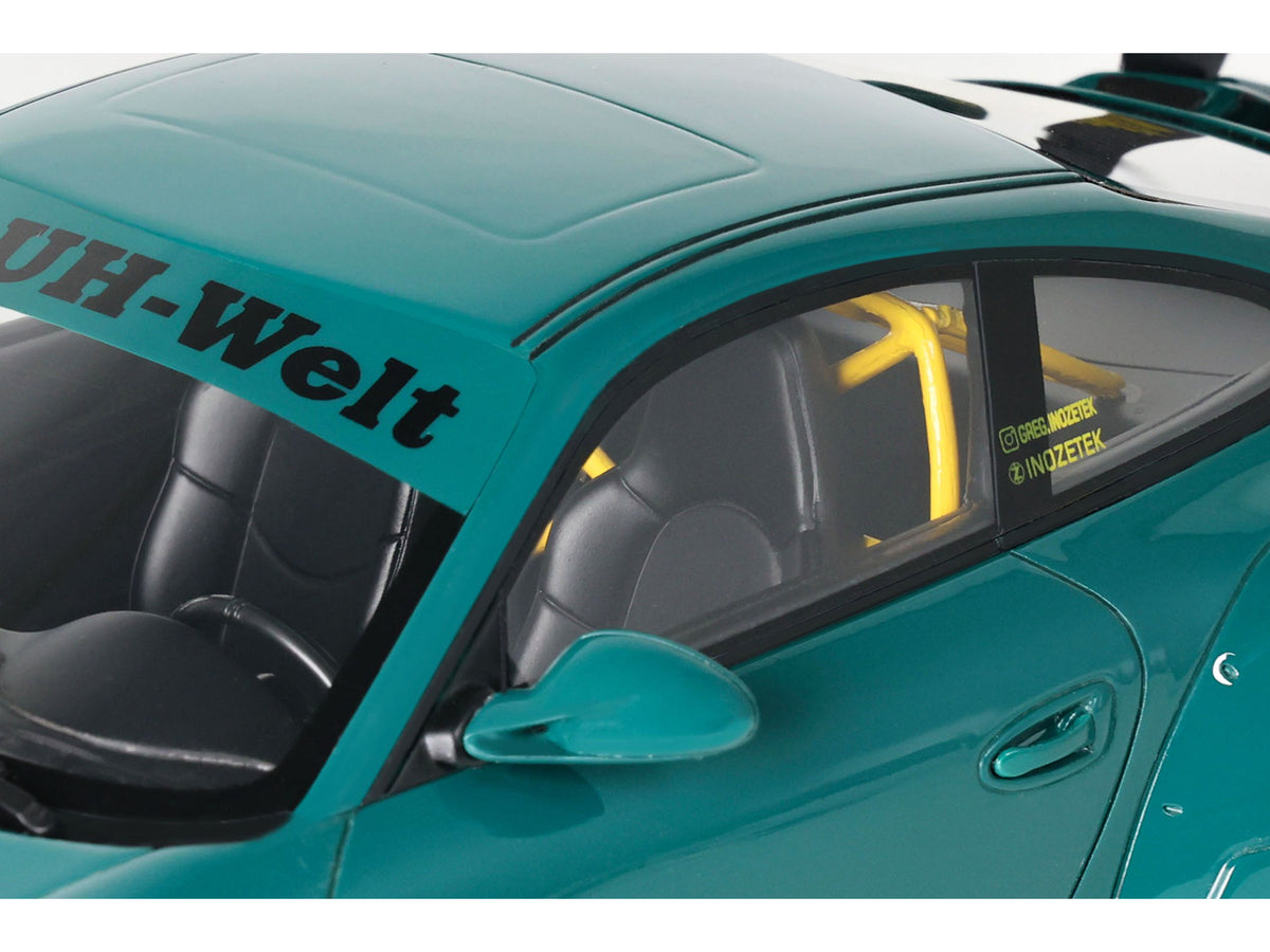 2021 RWB Bodykit 'Syunkashuto' Green with Black Stripes 1/18 Model Car by GT Spirit